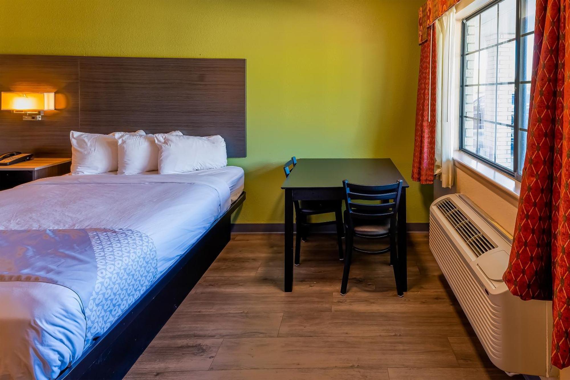 Oyo Hotel Yoakum West Luaran gambar