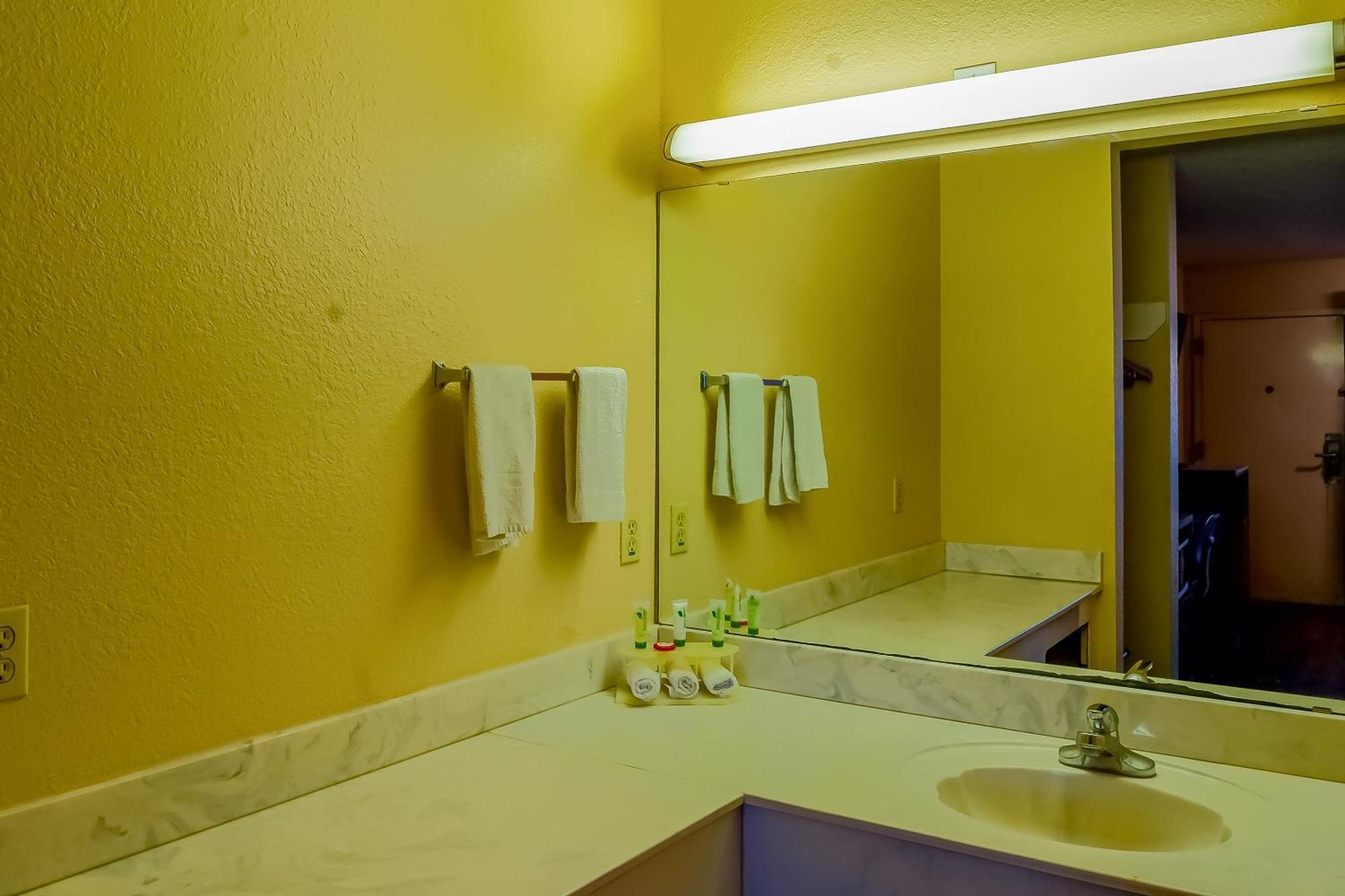 Oyo Hotel Yoakum West Luaran gambar