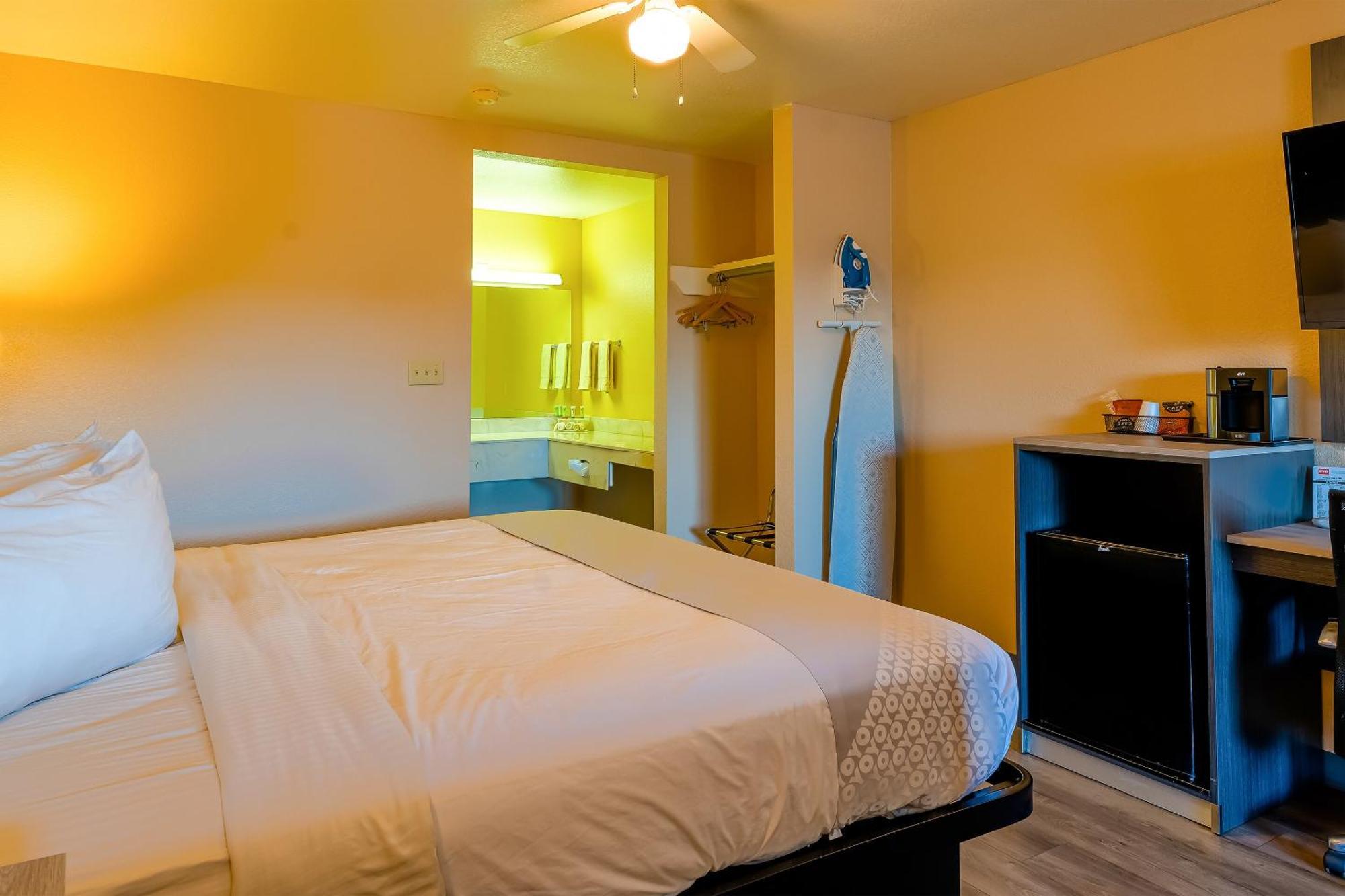 Oyo Hotel Yoakum West Luaran gambar