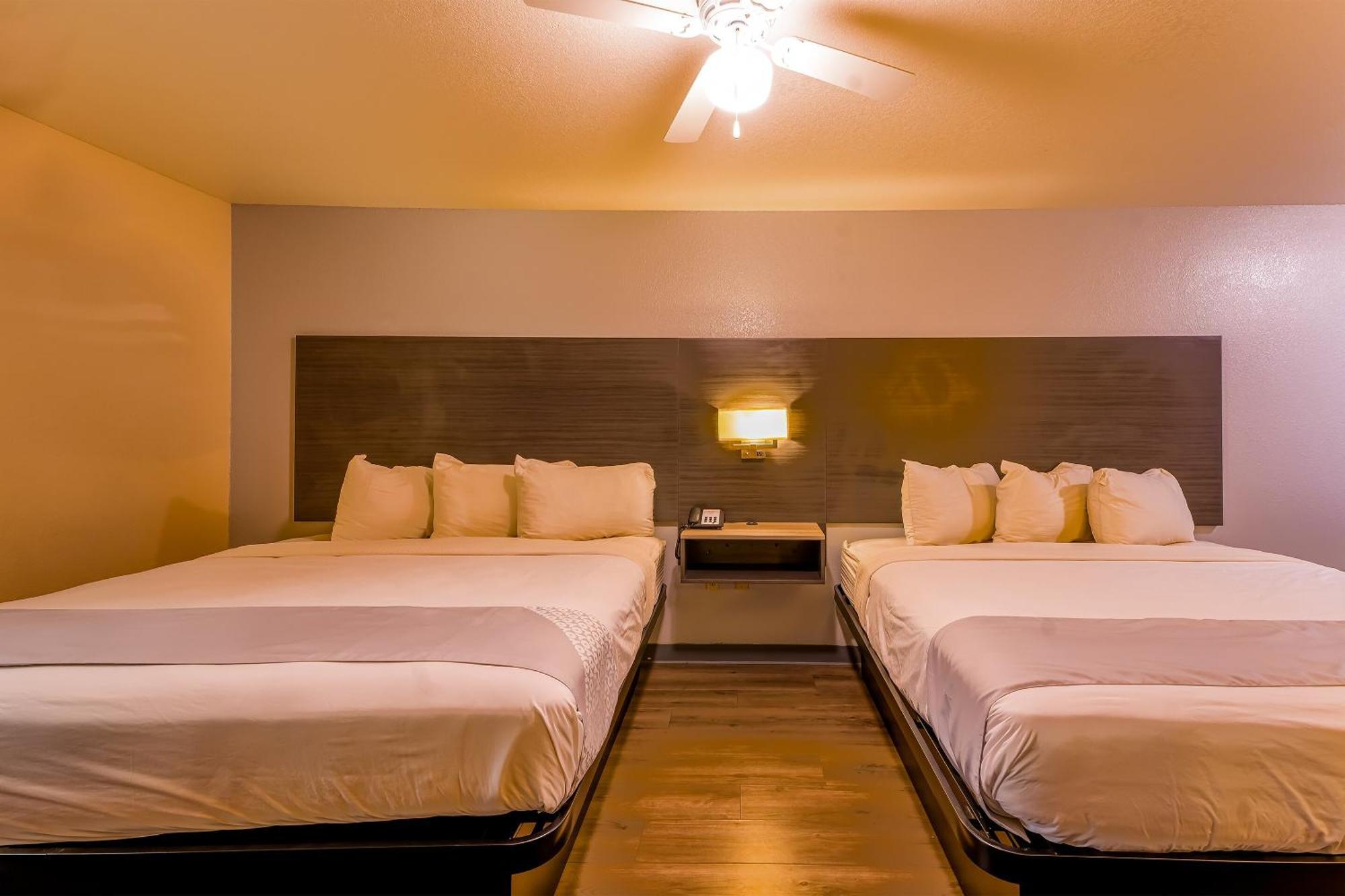 Oyo Hotel Yoakum West Luaran gambar